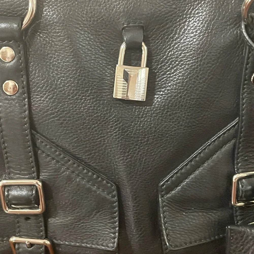 Yves Saint Laurent EUC Sac Lover black Leather Shoulder vintage Handbag ✨ - Picture 4 of 17
